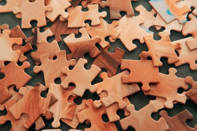Microservices vs Monolithic Architecture Diagram